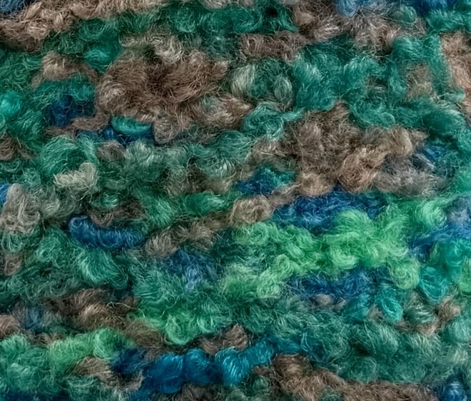 Corallo Bouclé 240m/100g – Merino Extrafine und Seide mit Elastan Blau-Grün Melange